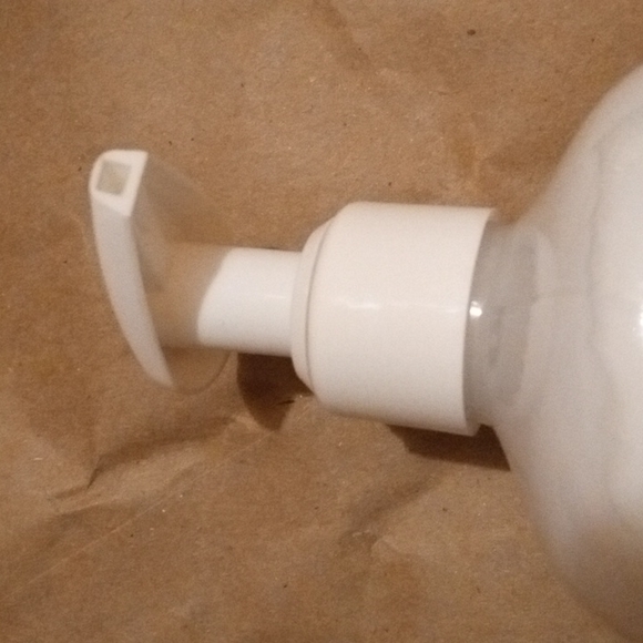 Rosewater lotion Crabtree&Evelyn - Picture 4 of 7